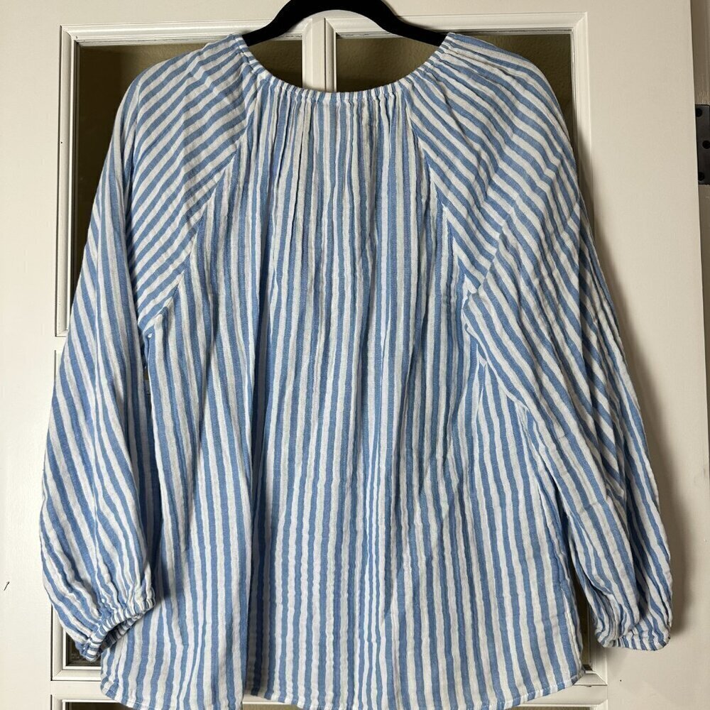 NWT OLD NAVY Linen Blend Striped Button Neck Top Blouse Size Medium - Picture 7 of 7